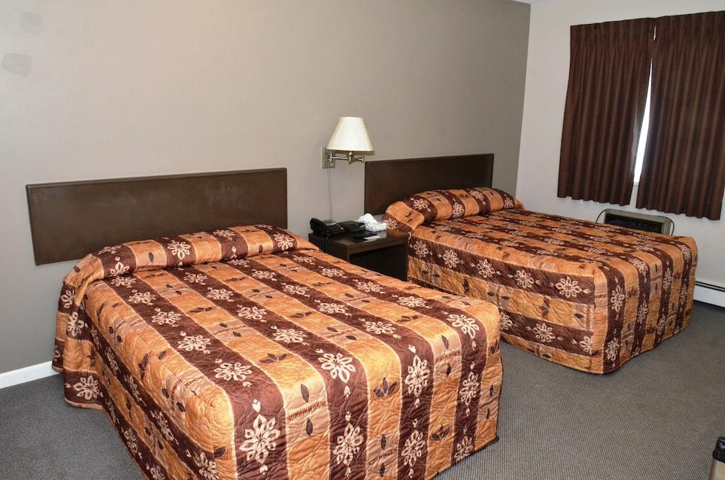 Blue Bell Inn Форт-Нельсон Номер фото